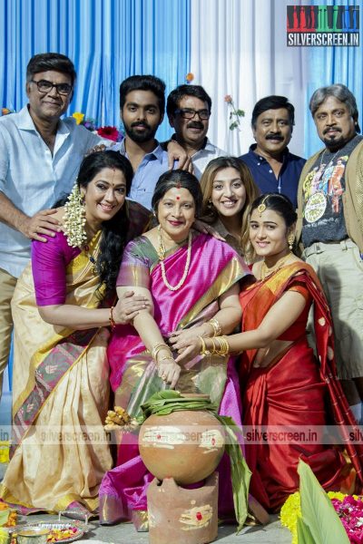 GV Prakash Kumar and Shalini Pandey Celebrates Pongal On The Sets Of 100% Kadhal Movie Launch