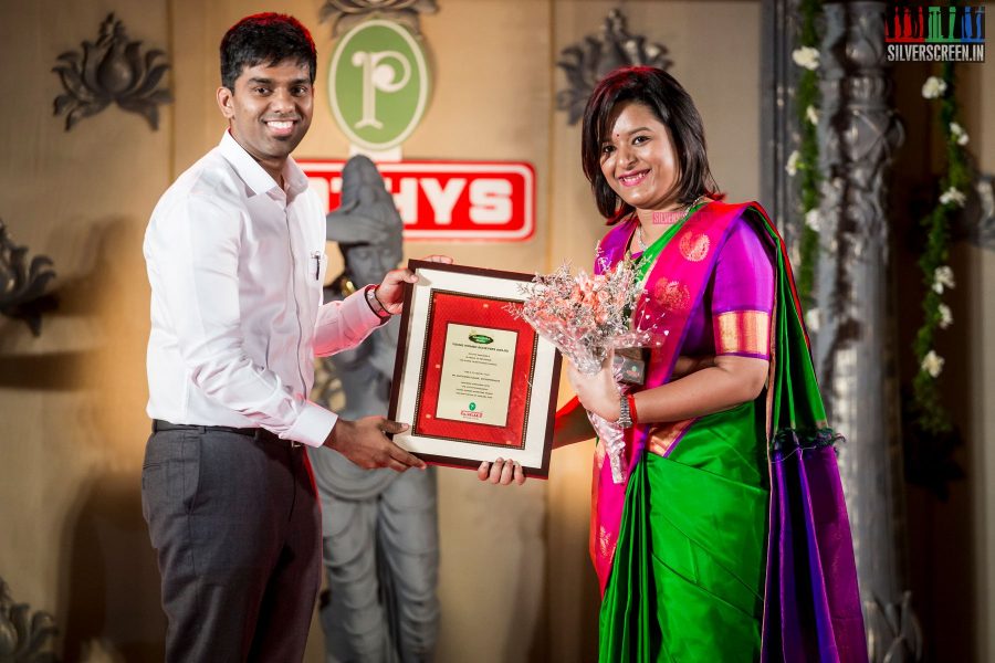 Pothys Best Silk Weaver Award & Pothys Young Women Achievers Award