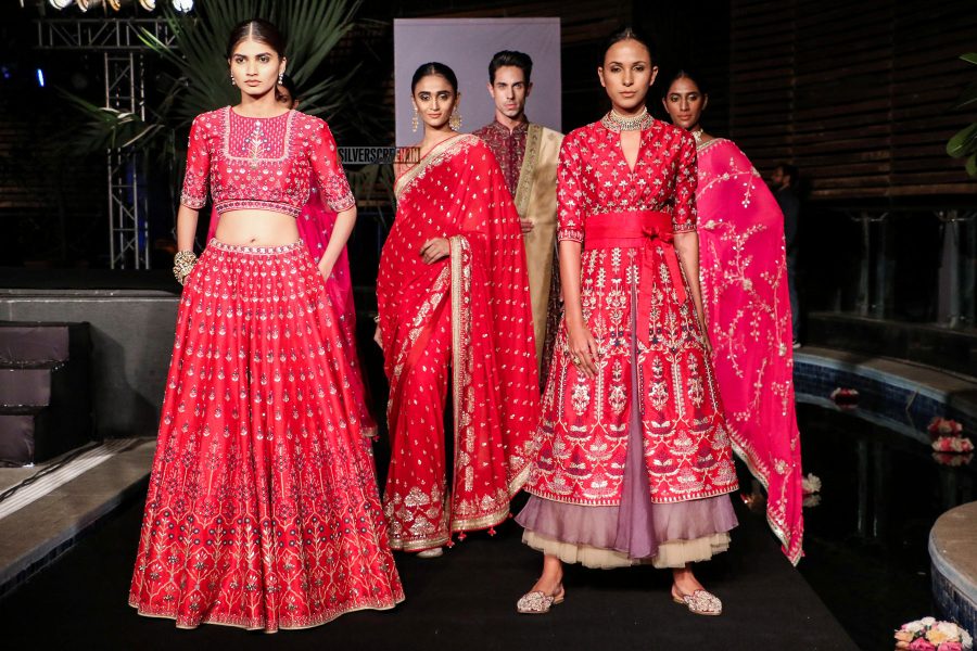 Shraddha Kapoor Walks For Anita Dongre