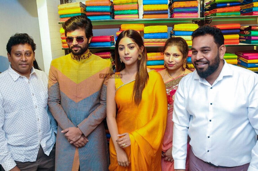 Vijay Devarakonda, Anu Emmanuel Unveil A Fashion Mall In Hyderabad