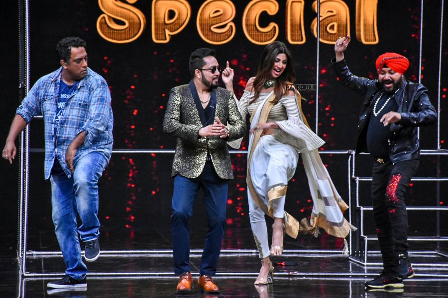 Mika, Daler Mehndi With Shilpa Shetty On The Sets Of Super Dancer 2