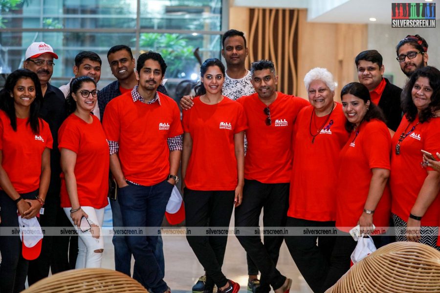 Siddharth, Varalaxmi Sarathkumar, Bindu Madhavi And Others At The Walk a Mile in Her Shoes-'Stop Violence Against Women' Campaign