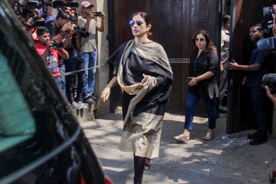 Tabu At Anil Kapoor's House To Offer Condolences