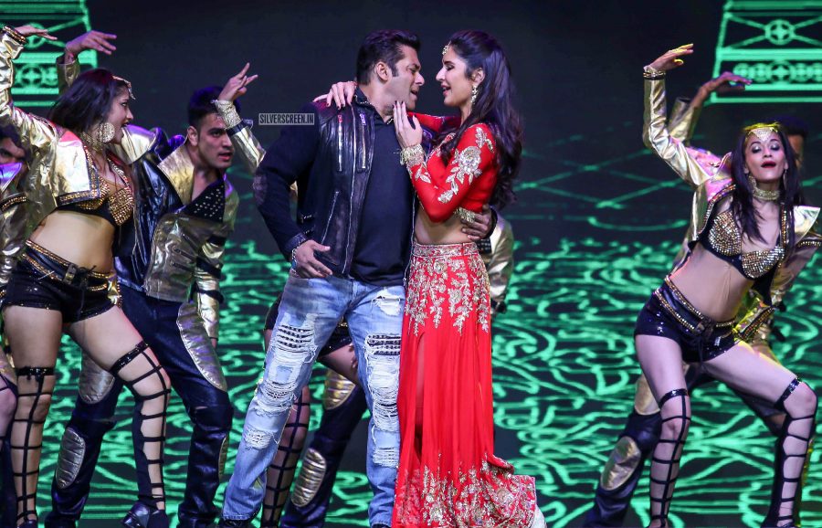 Salman Khan, Katrina Kaif, Prabhu Deva, Sonakshi Sinha Perform At The Da-Bangg The Tour, Pune