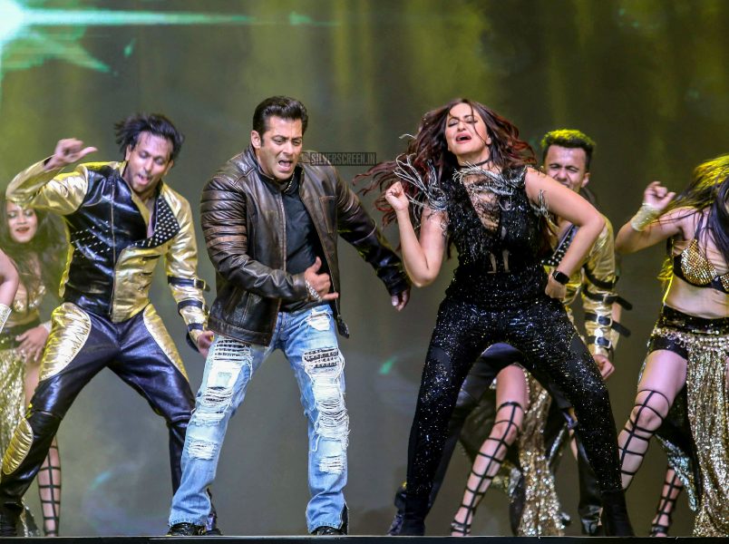 Salman Khan, Katrina Kaif, Prabhu Deva, Sonakshi Sinha Perform At The Da-Bangg The Tour, Pune