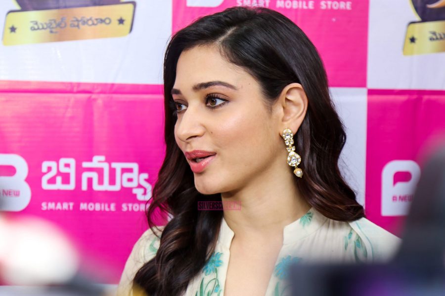 Tamannaah Bhatia At The Inauguration Of A Mobile Store