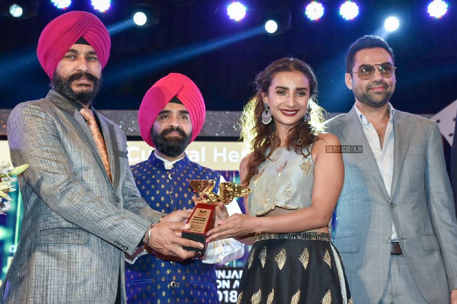 Abhay Deol, Patralekha At The Punjab Icon Awards 2018