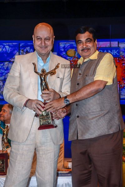 Anupam Kher, Asha Bhosle At The Dinanath Mangeshkar Awards Ceremony