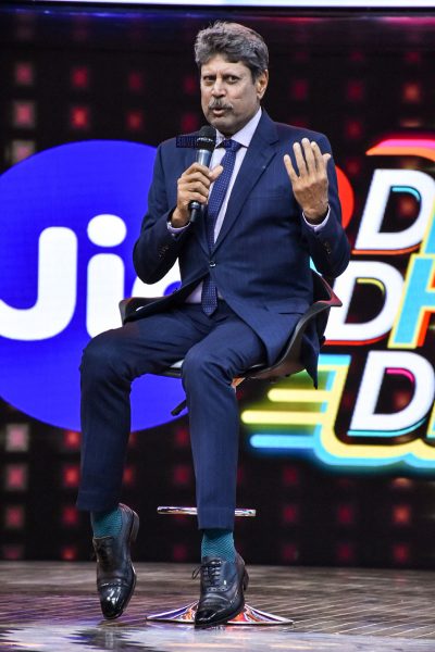 Kapil Dev, Sunil Grover At Launch Of New Show Jio Dhan Dhana Dhan