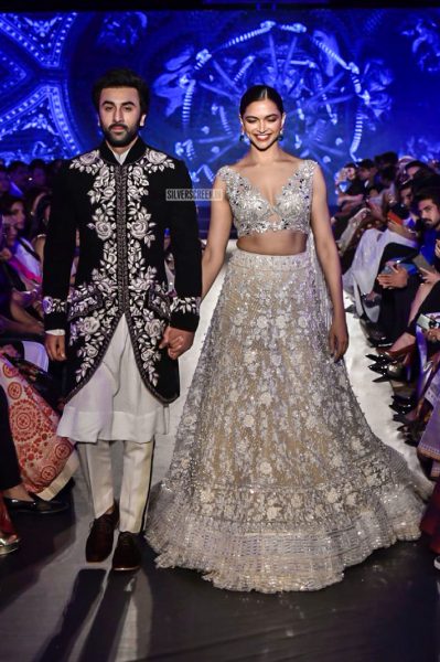 Ranbi Kapoor, Deepika Padukone At The Manish Malhotra’s-The Walk of Mijwan