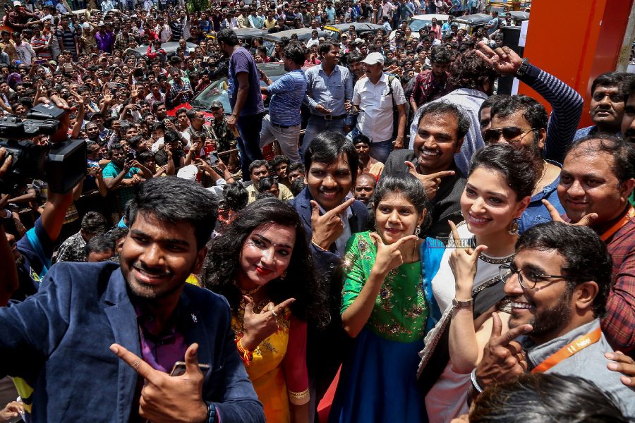 Tamannaah Bhatia At The Inauguration Of Happi Mobile Stores In Kurnool