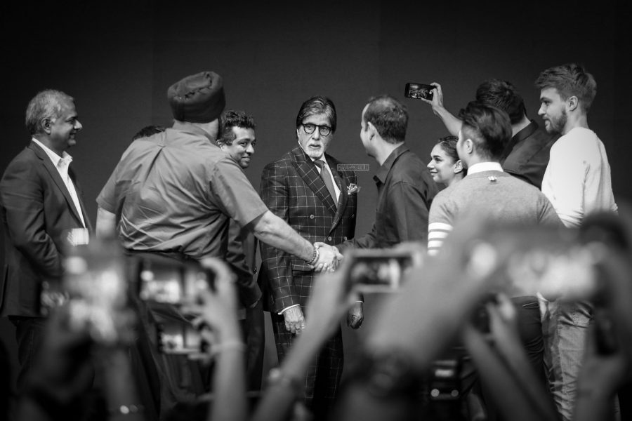 Amitabh Bachchan & Aditi Rao Hydari At A Smartphone Launch