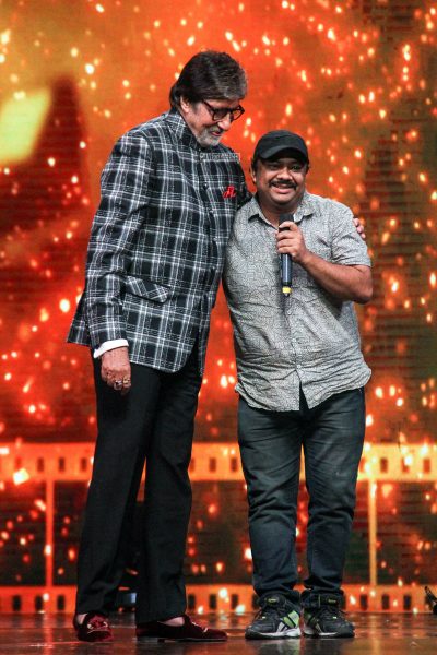Amitabh Bachchan And Rishi Kapoor On The Sets Of Dance India Dance Lil' Masters