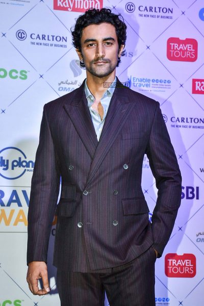 Athiya Shetty, Harshwardhan Rane, Upen Patel & Others At A Travel Awards