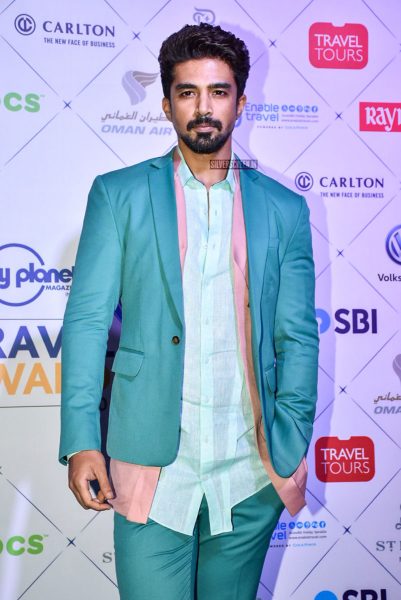 Athiya Shetty, Harshwardhan Rane, Upen Patel & Others At A Travel Awards