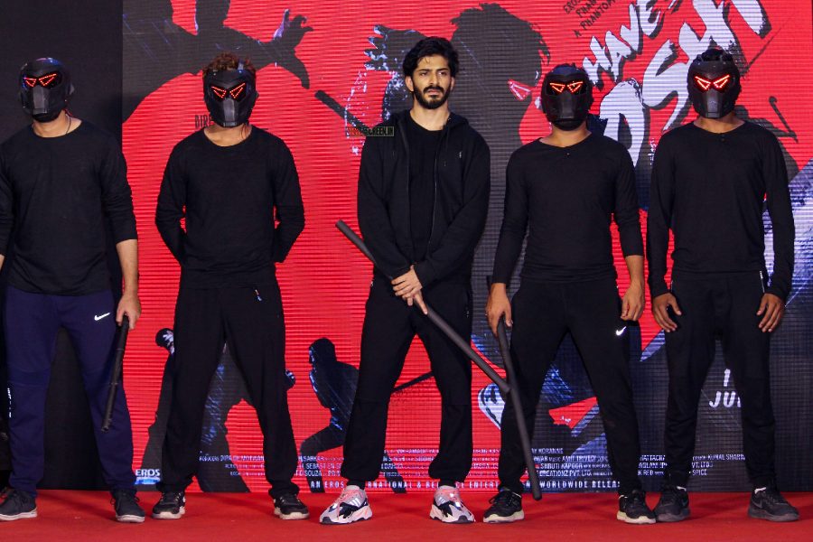 Harshvardhan Kapoor At The Bhavesh Joshi Superhero Promotion