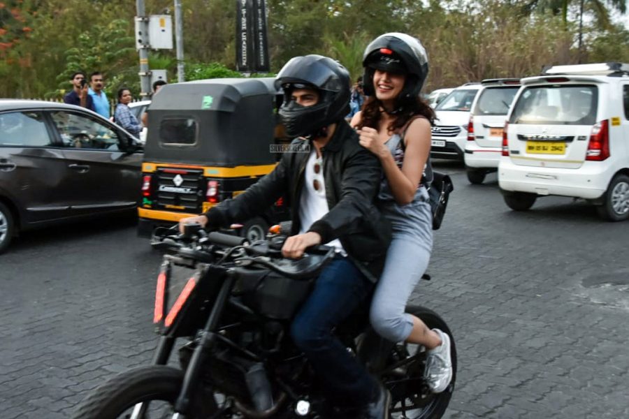 Harshvardhan Kapoor & Taapsee Pannu At The Bhavesh Joshi Superhero Promotions