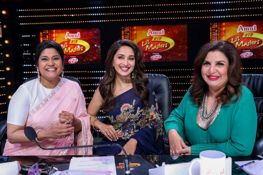 Madhuri Dixit On The Sets Of DID Lil Masters