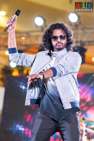 Nakash Aziz Live In Concert At The Forum Vijaya Mall