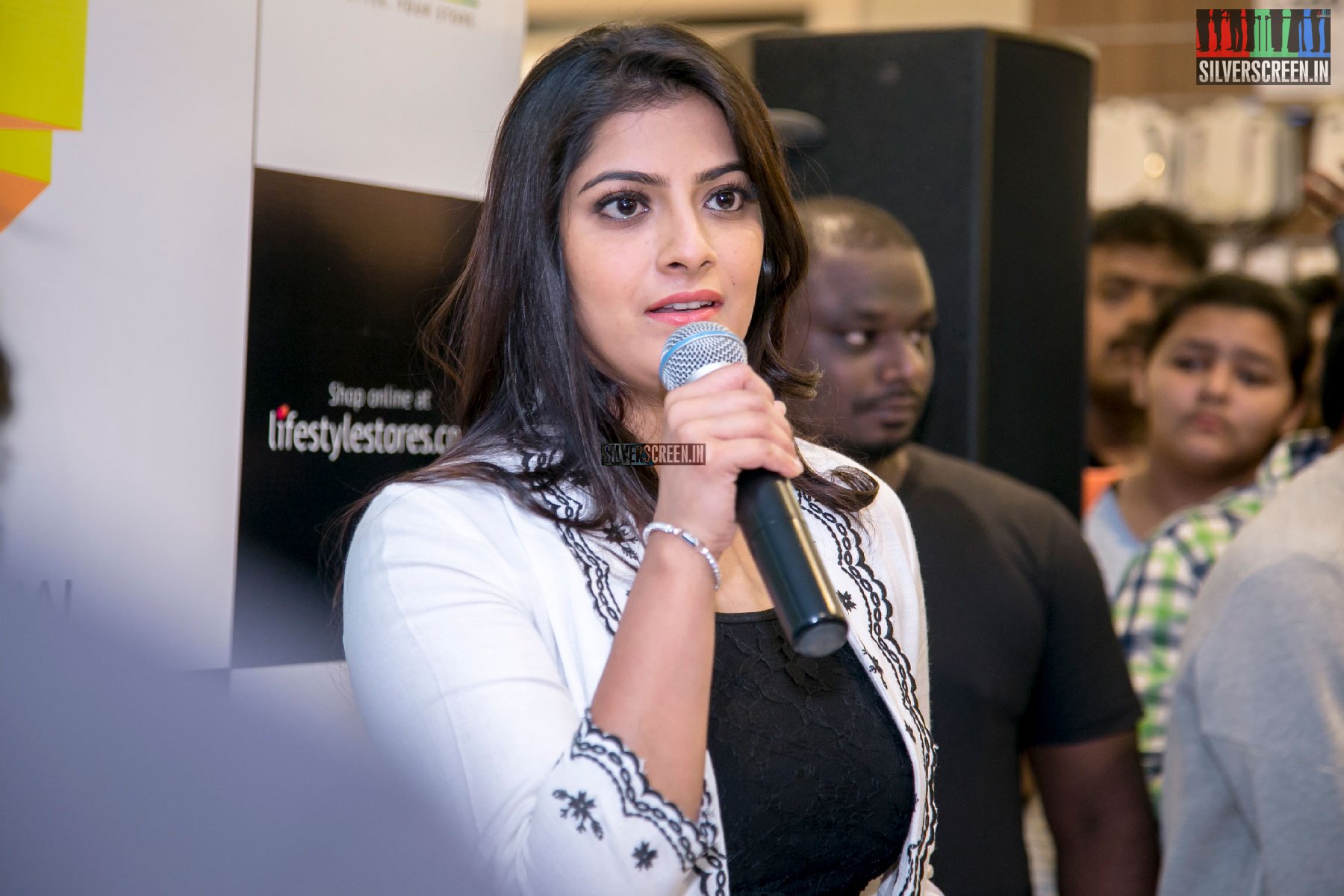 Varalaxmi Sarathkumar At The Inauguration Of Lifestyle Store