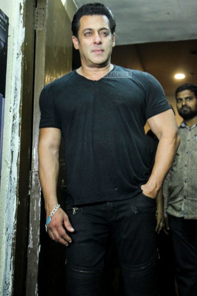 Salman Khan At The Race 3 Premiere