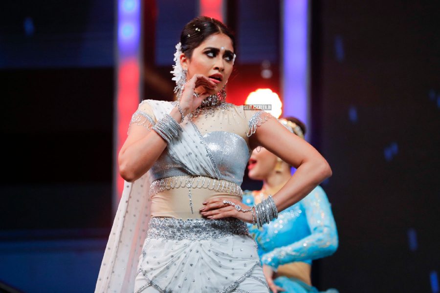 Regina Cassandra At The 65th Jio Filmfare Awards South 2018