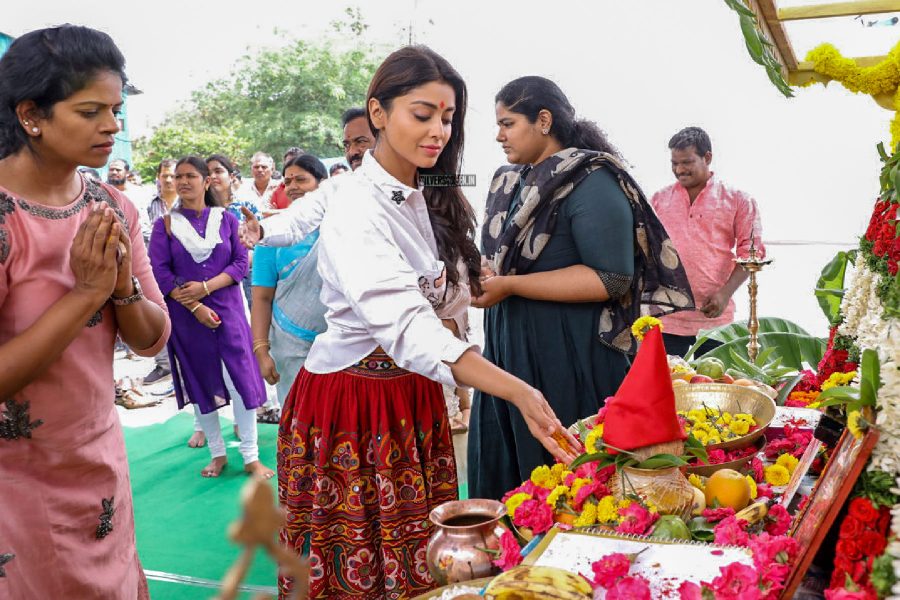 Shriya Saran At A Movie Launch