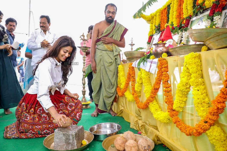 Shriya Saran At A Movie Launch