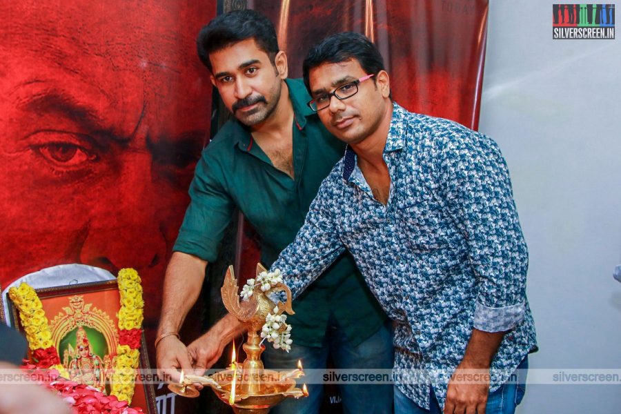 Kolaigaran Movie Launch Photos