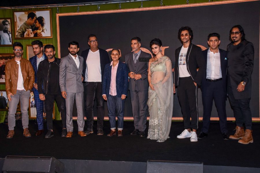 Akshay Kumar, Mouni Roy & Gold Team At Launch Of The Song ‘Naino Ne Baandhi’