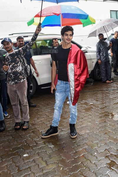 Ishaan Khatter On The Sets Of Dance Deewane To Promote Dhadak