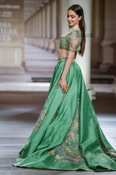 Kiara Advani Walks For Shyamal-Bhumika at India Couture Week