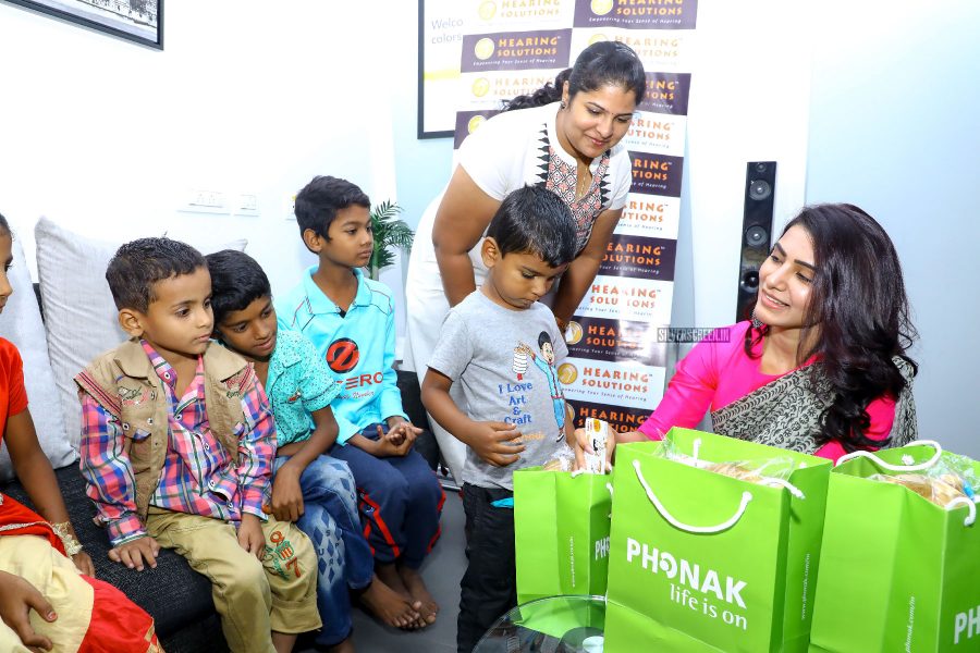 Samantha Akkineni Distributes Hearing Aid Kits At A Charity Event