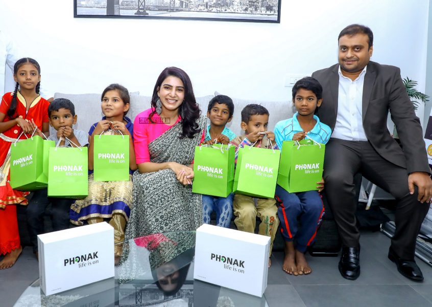 Samantha Akkineni Distributes Hearing Aid Kits At A Charity Event