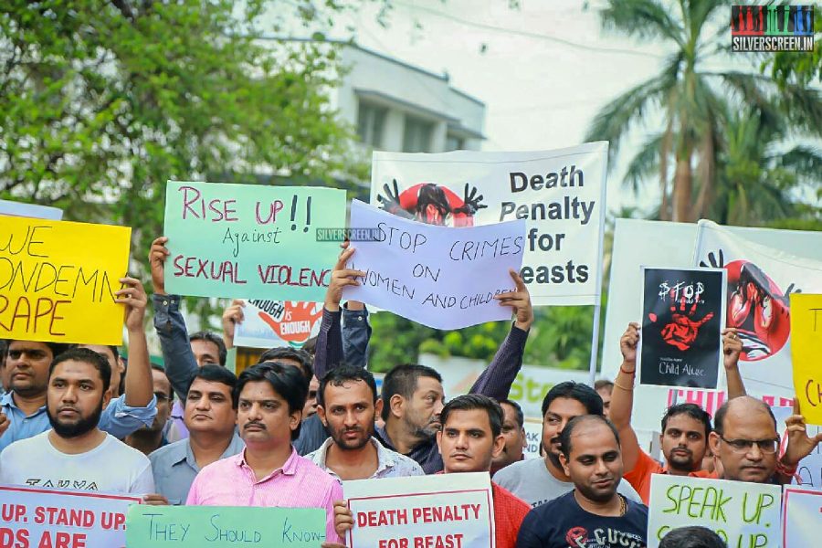 Ganesh Venkatraman, Sakshi Agarwal At A Protest March In Chennai