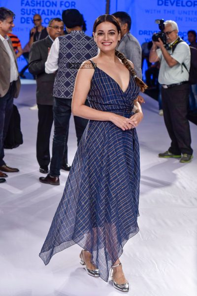 Dia Mirza At The Red Carpet Of Lakme Fashion Week 2018