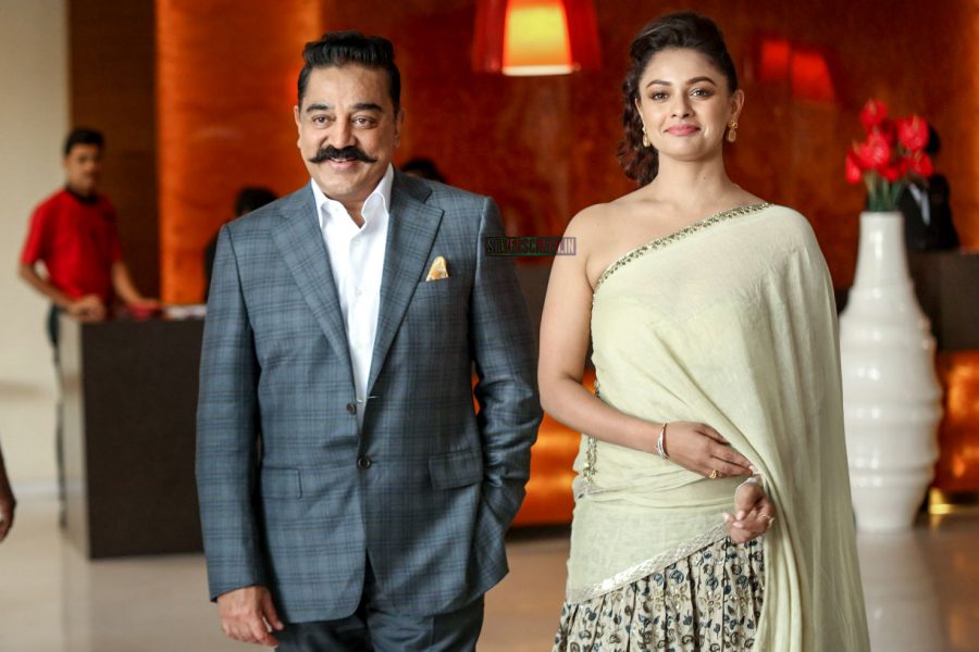 Kamal Haasan, Pooja Kumar At The Vishwaroopam 2 Audio Launch