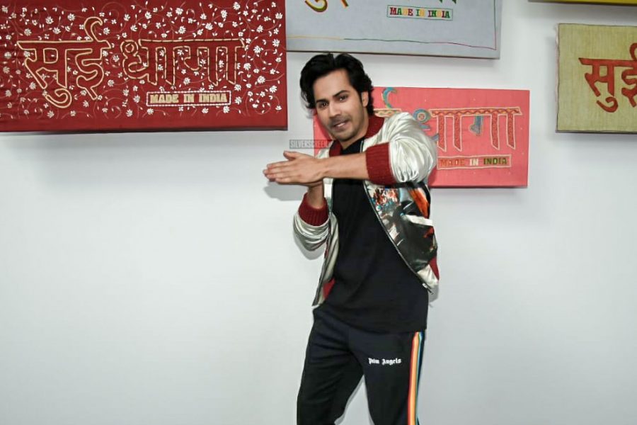 Varun Dhawan, Anushka Sharma Promote Sui Dhaaga