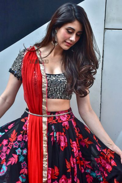 Warina Hussain Promotes Loveyatri