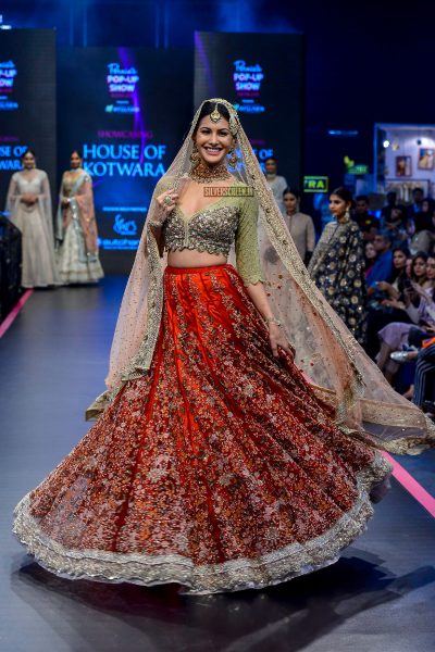 Amyra Dastur Show-Stopper For Pernia's Pop Up Show