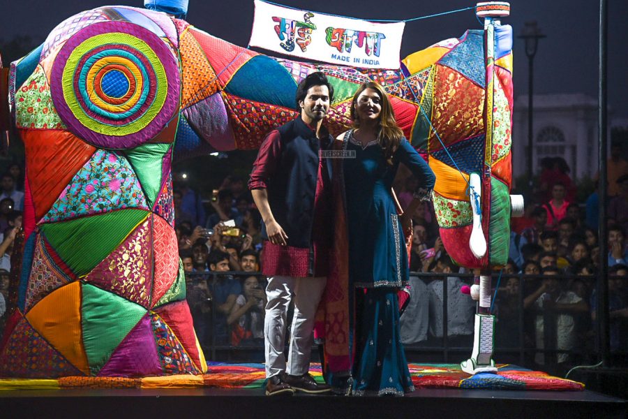 Varun Dhawan And Anushka Sharma Promote Sui Dhaaga In Delhi