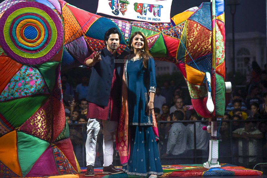 Varun Dhawan And Anushka Sharma Promote Sui Dhaaga In Delhi