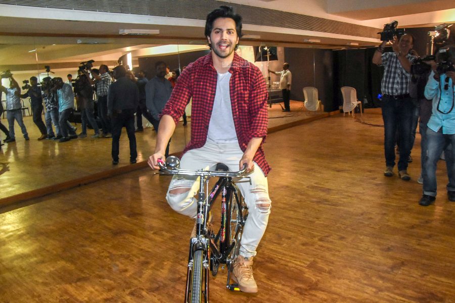 Varun Dhawan Promotes ‘Sui Dhaaga – Made In India’