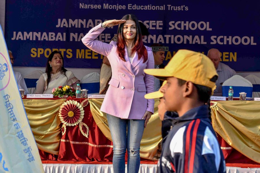 Aishwarya Rai Bachchan Attends The Sports Meet of Differently-Abled Children At Jamnabai Narsee Campus