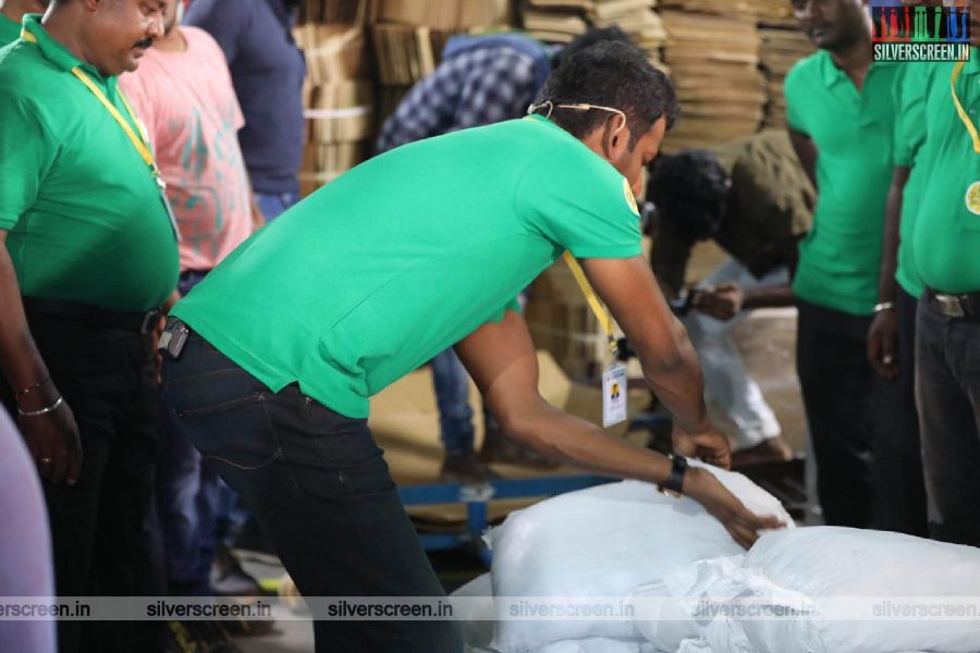 In Pictures: Actor Vishal Funds Gaja Relief