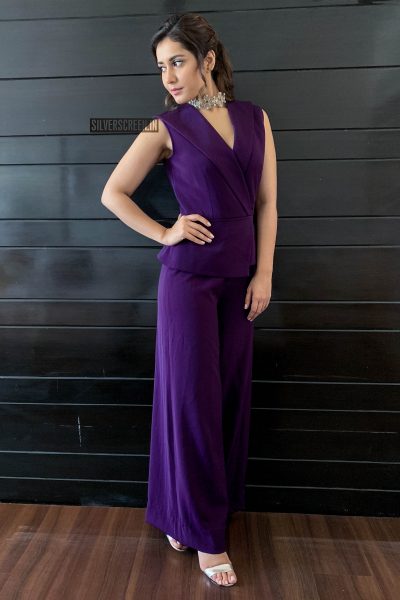 Raashi Khanna At A Store Launch In Rajahmundry