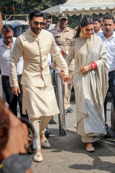 Ranveer Singh, Deepika Padukone At The Siddhivinayak Temple In Mumbai