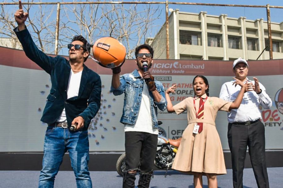 Shahid Kapoor Witnesses A Guinness World Record Attempt By 5000 Kids