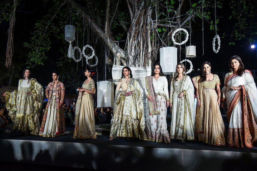 Aditi Rao Hydari Walks For Designers Abu Jani And Sandeep Khosla, To Mark 100 Years Of Khadi