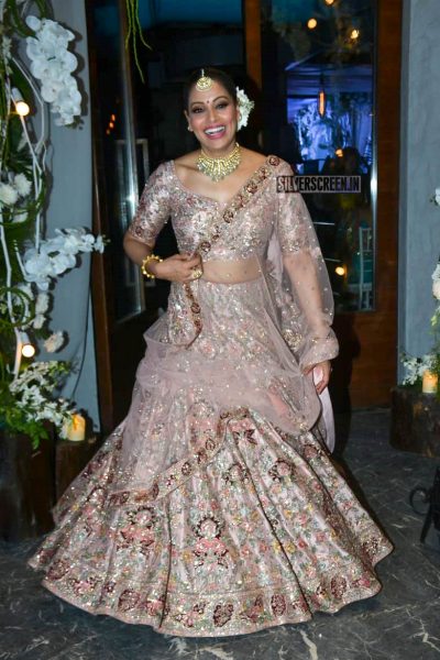 Bipasha Basu Arrives At Vijayeta Basu, Karan Talreja Wedding In an Outfit Designed by Dolly J And Styled By Eshaa Amiin